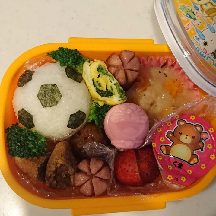 簡単 幼稚園お弁当 年少 サッカー1 レシピ 作り方 By Mi6952 楽天レシピ 簡単 幼稚園お弁当 年少 サッカー1 レシピ 作り方 By Mi6952 楽天レシピ